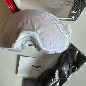 Avaway Red and White Men’s Women’s